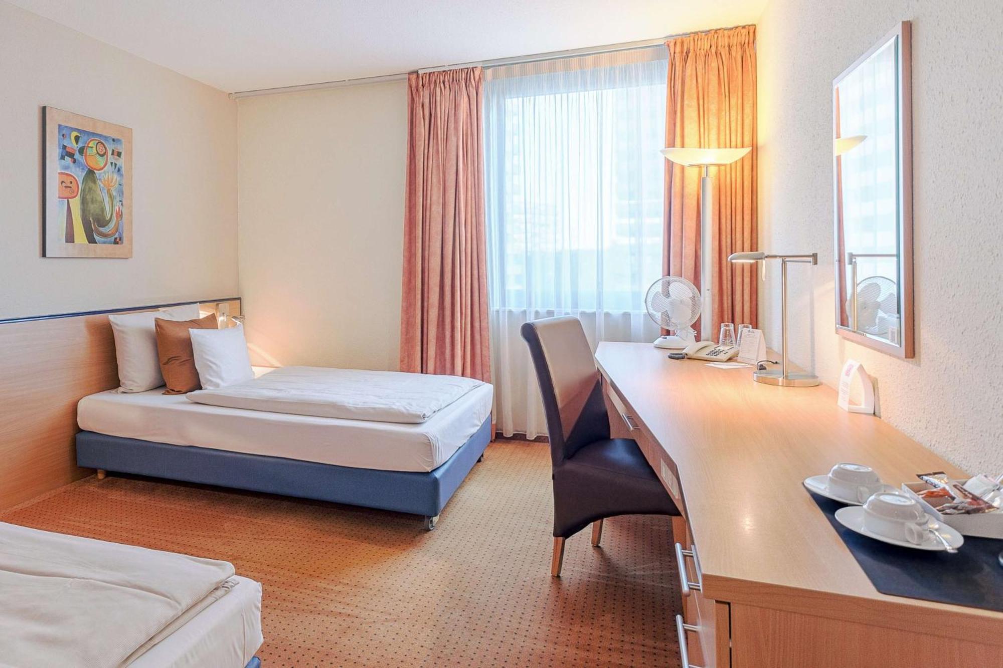 Best Western Macrander Hotel Frankfurt/Kaiserlei Offenbach am Main Exterior photo